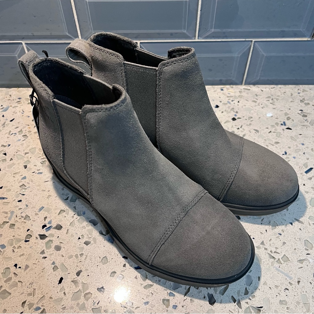 Sorel Evie Ii Chelsea Waterproof Boot Quarry Gray Suede Womenâs Size 5